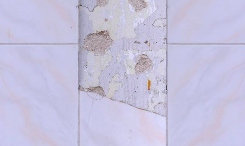 瓷砖胶空鼓过后怎么处理?(瓷砖胶空鼓过后怎么处理干净) 瓷砖胶空鼓过后怎么处理?(瓷砖胶空鼓过后怎么处理干净)